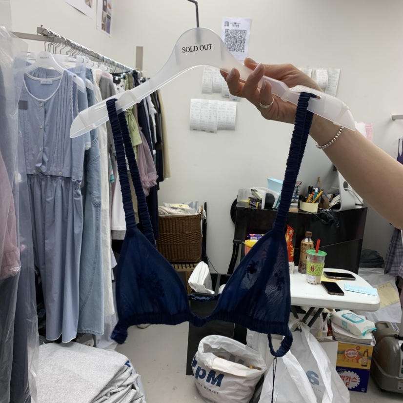 SOLD OUT韓國直郵㊣東大門實拍女裝新品時尚吊帶背心不含內搭刺繡SOLD OUT吊帶/背心圖色5