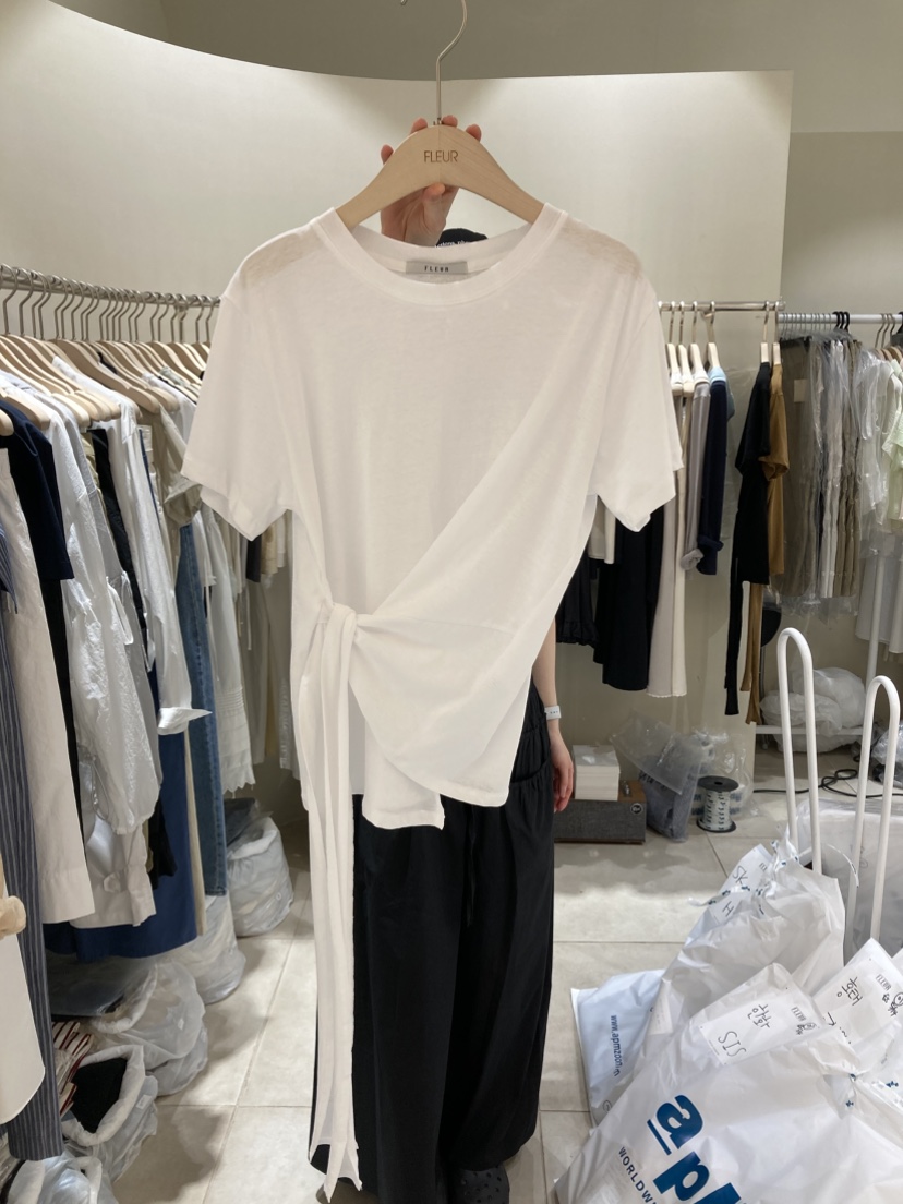 FLEUR-P韓國㊣直郵東大門代購女裝新品熱賣時尚25春夏推薦T恤FLEURT恤圖色2