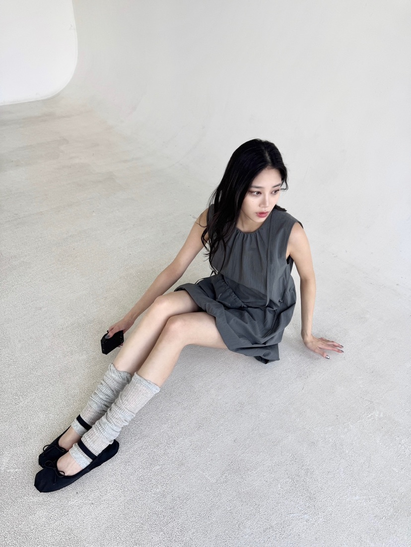 NOV7直郵韓國代購㊣女裝新款人氣休閑25春夏熱賣連衣裙含包the ebony eyes/NOV7連衣裙
