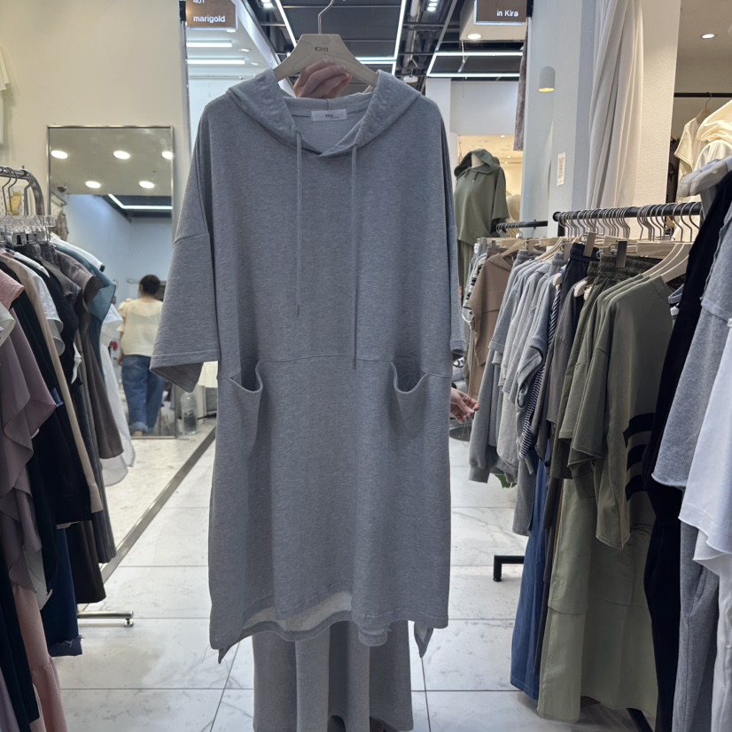 IN KIRA韓國直郵㊣女裝新品時尚休閑熱賣25春夏連衣裙兜帽寬松IN KIRA連衣裙圖色2