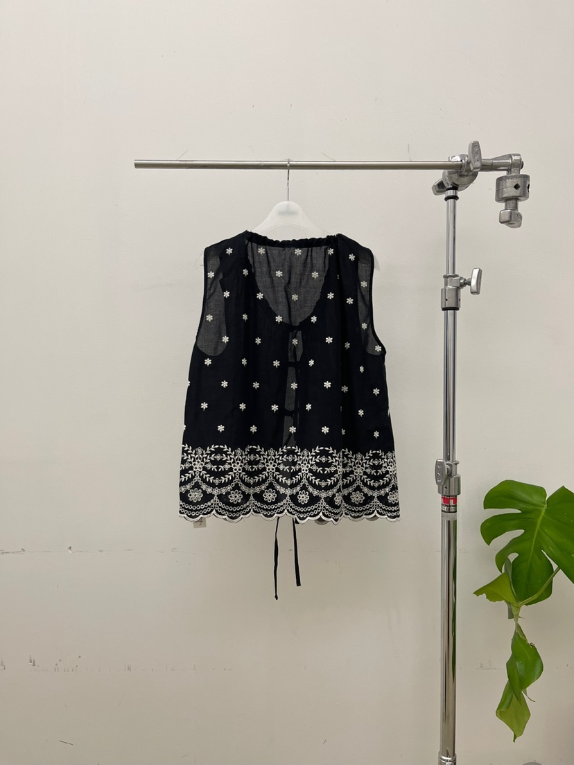 ATMOSPHERE韓國直郵㊣女裝新款熱賣人氣25春夏推薦襯衫蕾絲衫ATMOSPHERE/BLING襯衫/蕾絲衫