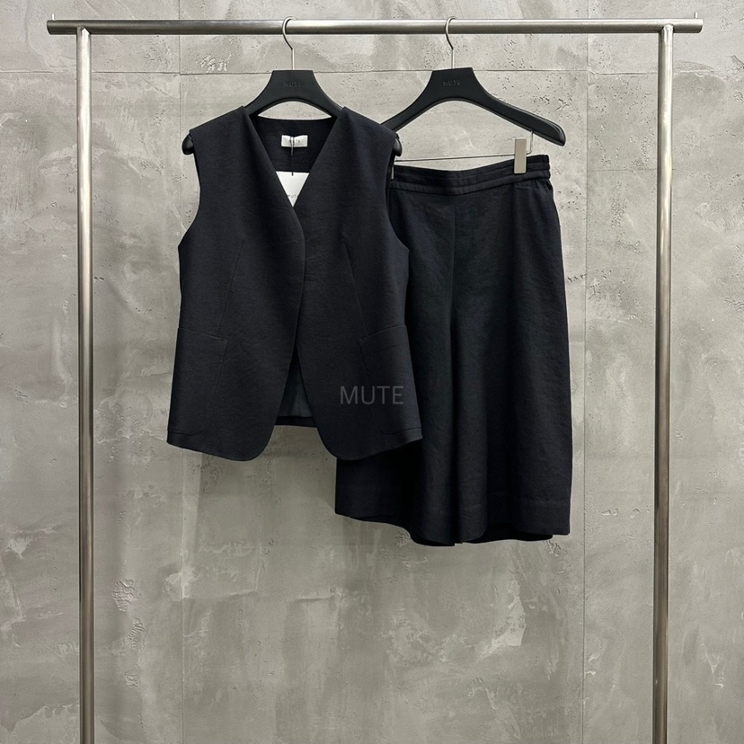 MUTE-P直郵韓國代購㊣女裝新品推薦熱賣套裝兩件套套裝迷彩MUTE套裝圖色2