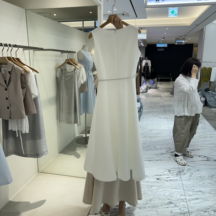 MER韓國直郵㊣東大門實拍女裝新品熱賣休閑25春夏連衣裙含腰帶MER/ANGELO BIANCO連衣裙