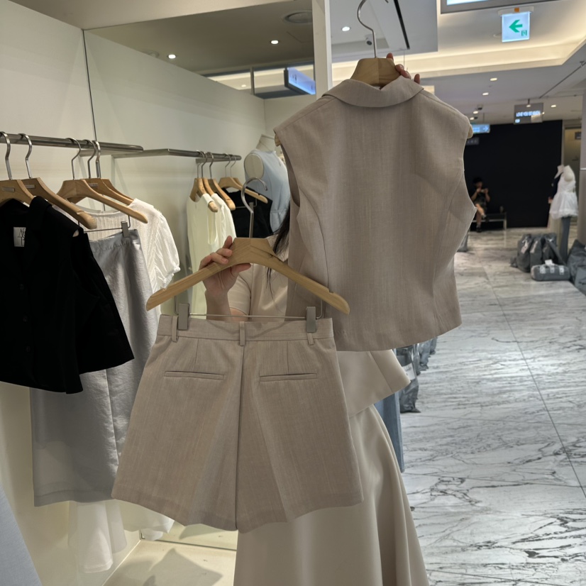 MER韓國直郵㊣東大門實拍女裝新款熱賣推薦25春夏人氣時尚套裝MER/ANGELO BIANCO套裝