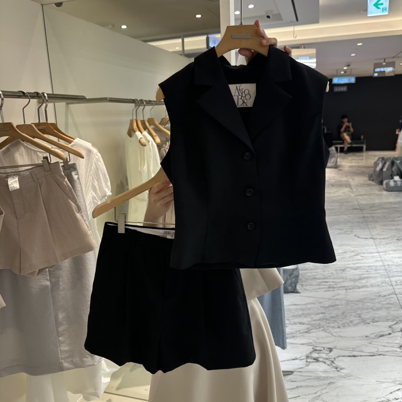 MER韓國直郵㊣東大門實拍女裝新款熱賣推薦25春夏人氣時尚套裝MER/ANGELO BIANCO套裝圖色2