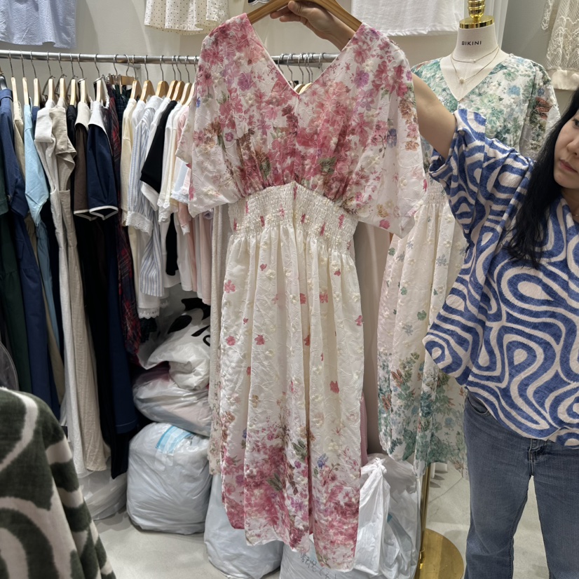 BIKINI直郵韓國代購㊣女裝新款人氣25春夏熱賣推薦連衣裙刺繡BIKINI連衣裙