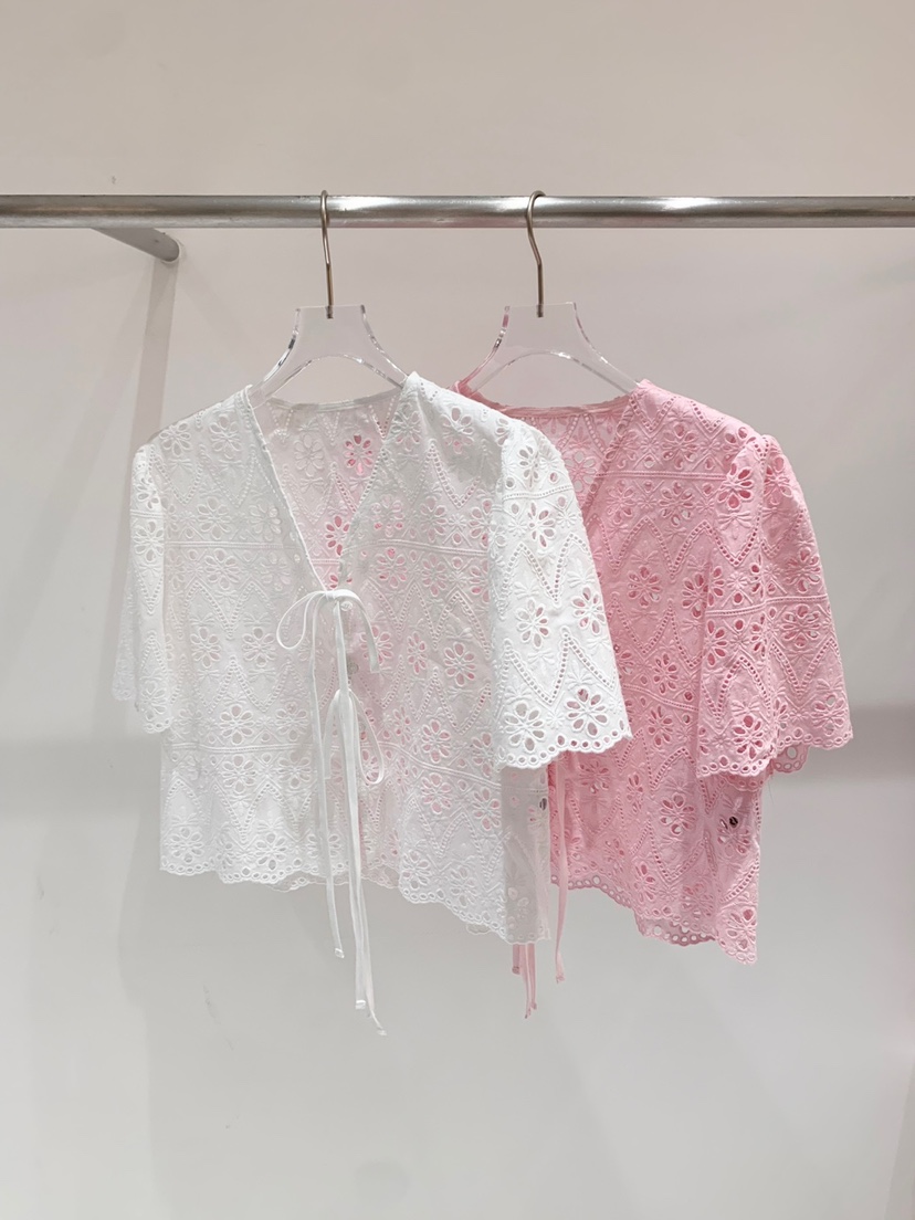 FABRIC韓國直郵㊣東大門實拍女裝新品推薦休閑襯衫蕾絲衫刺繡FABRIC襯衫/蕾絲衫