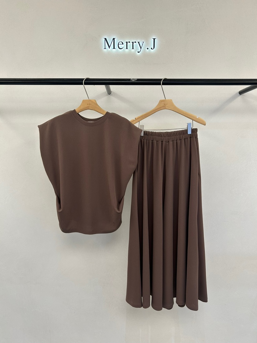 MERRY-J韓國直郵㊣女裝新款熱賣人氣25春夏推薦休閑套裝套裝MERRY-J套裝圖色2
