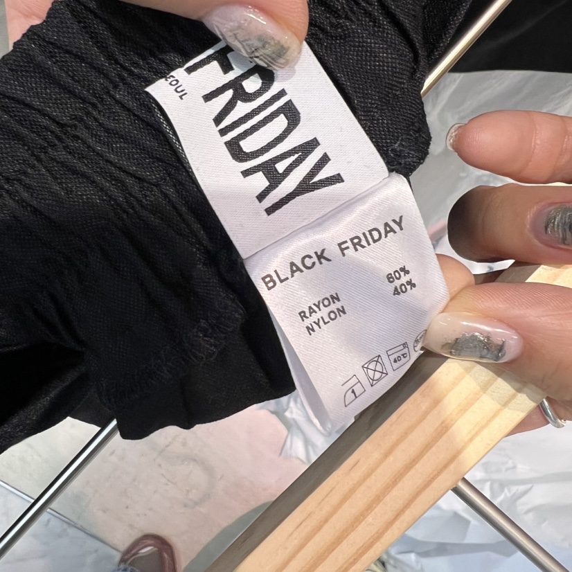BLACKFRIDAY韓國㊣直郵東大門代購女裝新品推薦25春夏短褲海軍BLACK FRIDAY短褲