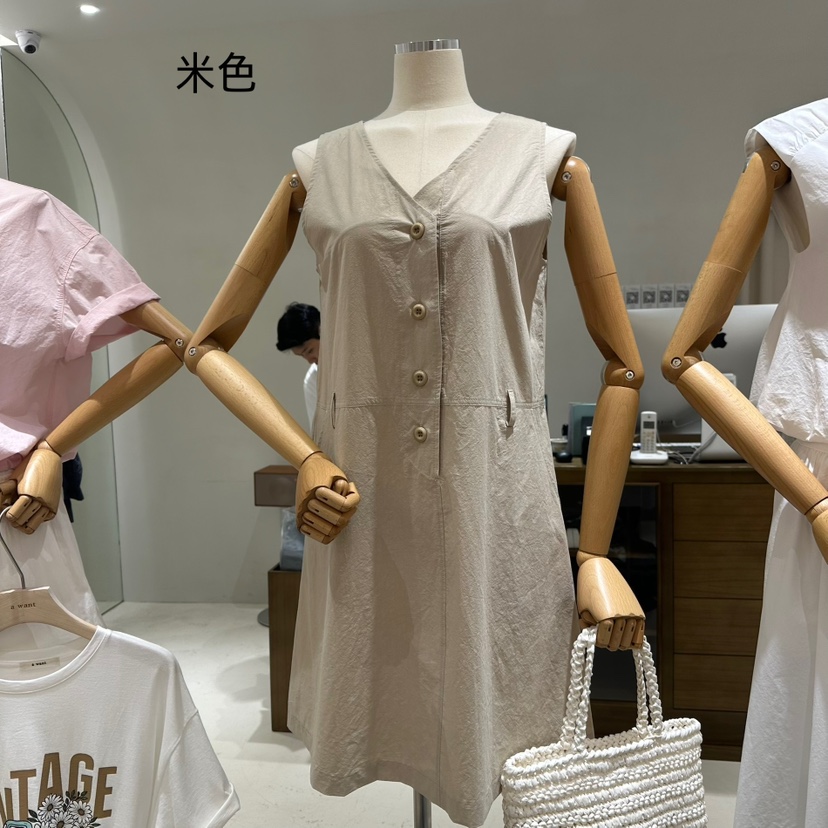 A WANT韓國直郵㊣女裝新款推薦人氣熱賣時尚連衣裙不含腰帶A WANT連衣裙
