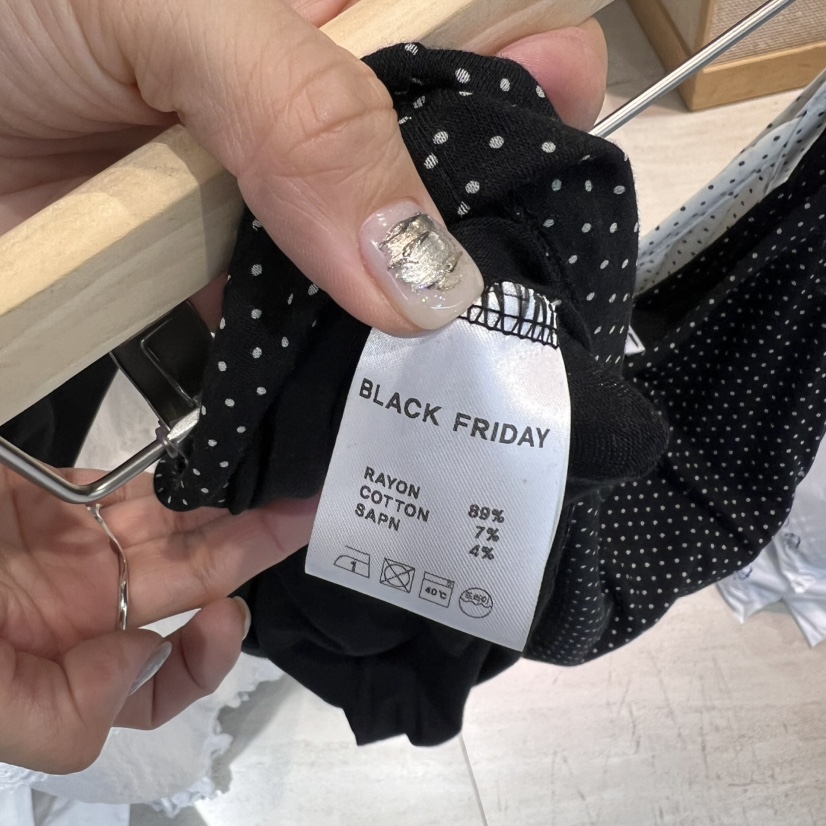 BLACKFRIDAY韓國㊣直郵東大門代購女裝新品時尚熱賣吊帶背心BLACK FRIDAY吊帶/背心