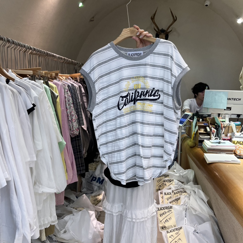 BLACKFRIDAY韓國直郵㊣東大門實拍女裝新品25春夏T恤不含腰帶BLACK FRIDAYT恤圖色4