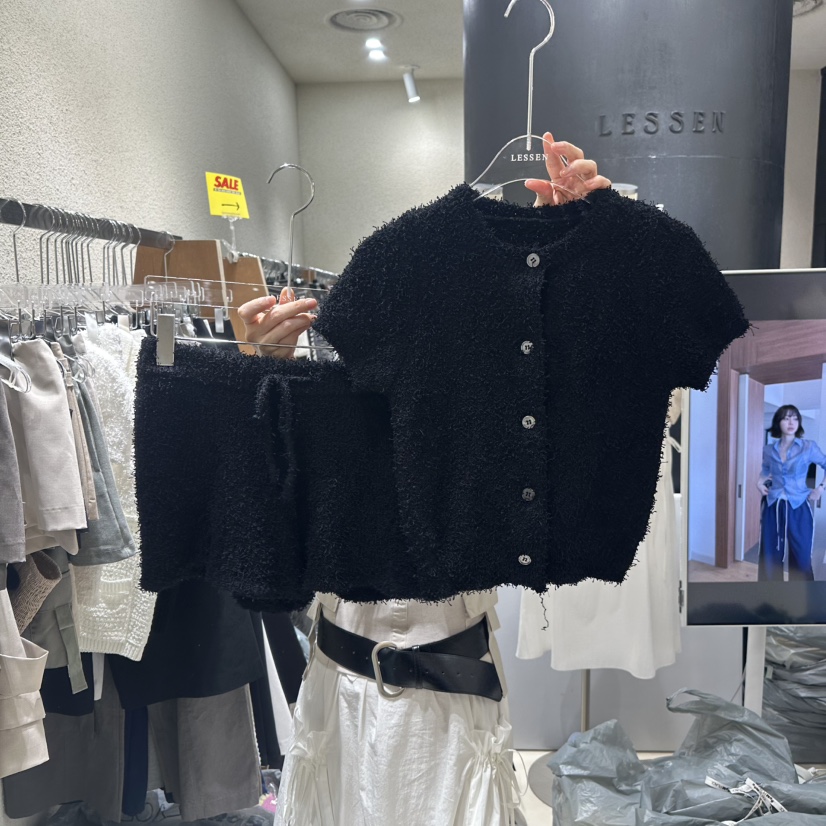 LESSEN直郵韓國代購㊣女裝新品25春夏時尚推薦休閑套裝兩件套LESSEN套裝圖色2