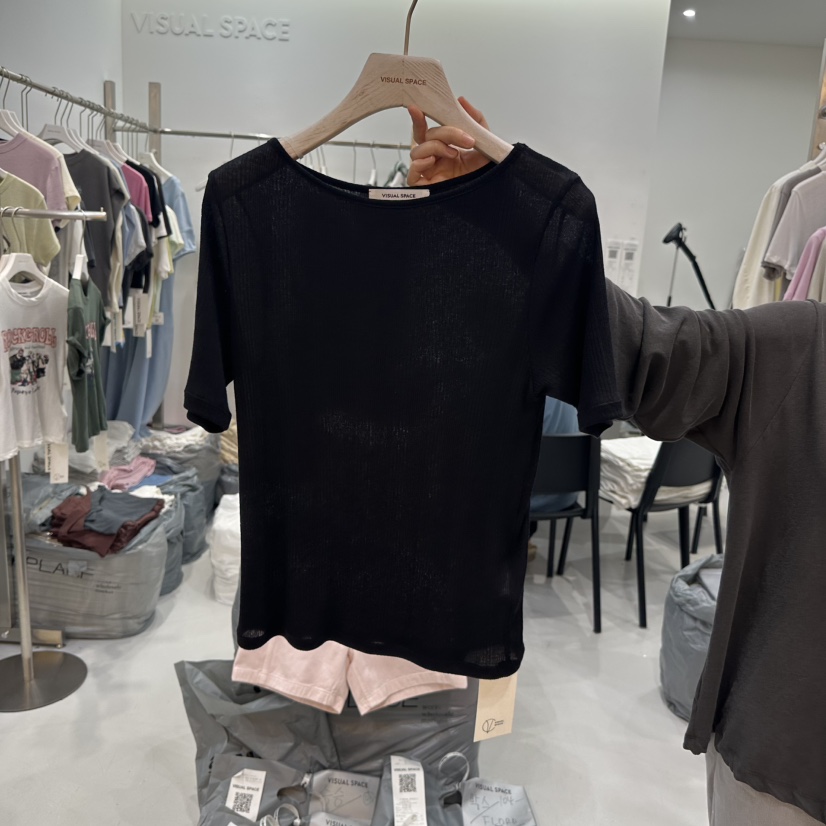 VISUAL SPACE韓國直郵㊣女裝新款25春夏人氣休閑T恤含脖帶VISUAL SPACET恤圖色2