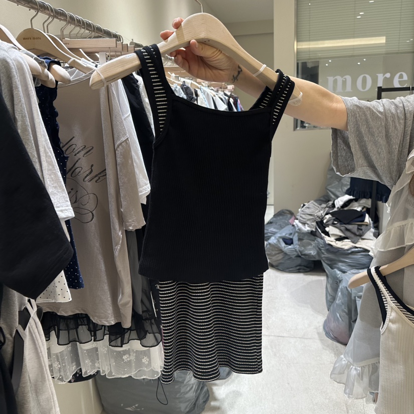 MOREMORE韓國直郵㊣女裝新款時尚25春夏人氣套裝兩件套套裝more more套裝