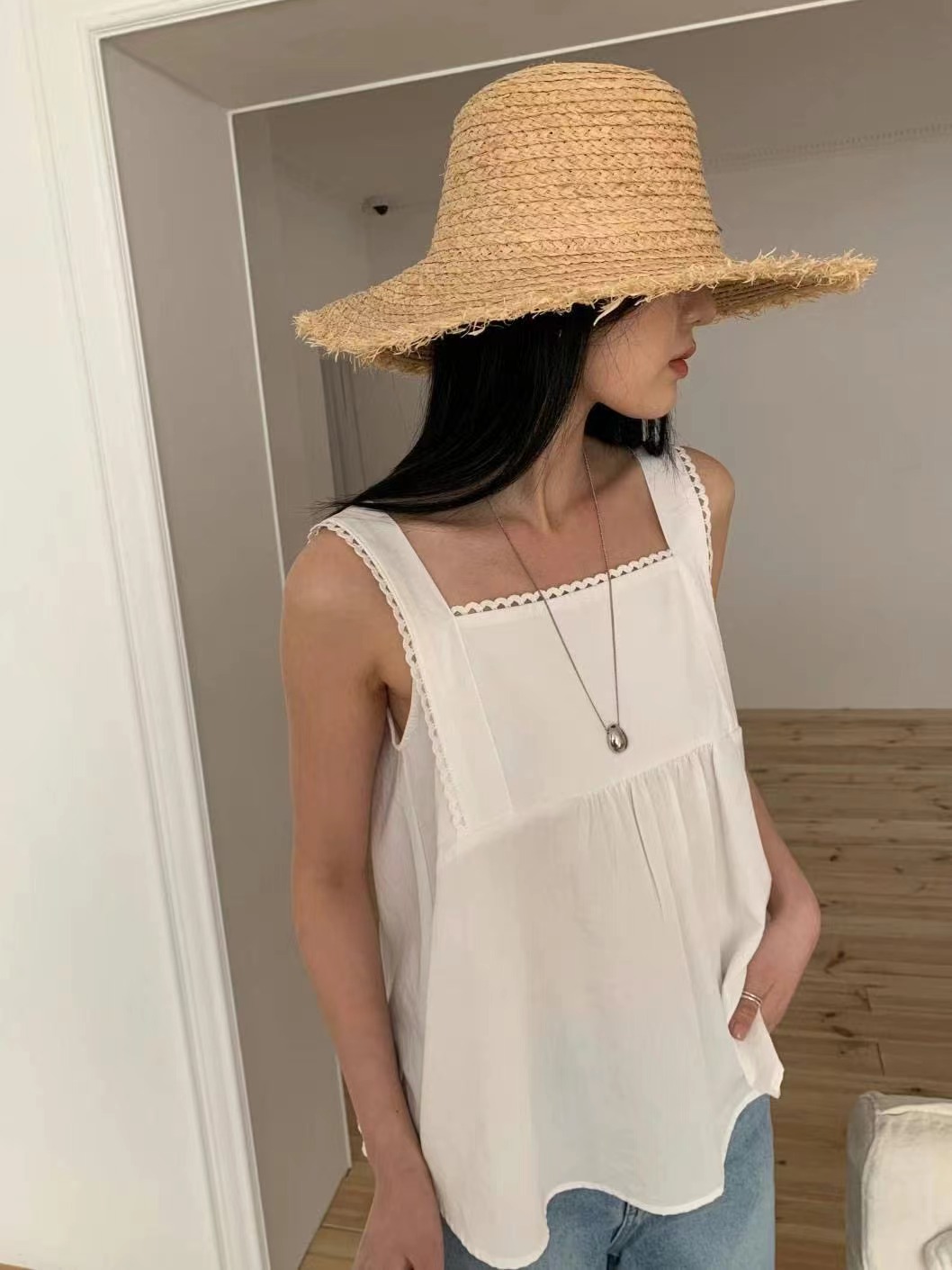 LE BLANC韓國直郵㊣女裝新品推薦25春夏熱賣時尚休閑吊帶背心LE BLANC吊帶/背心