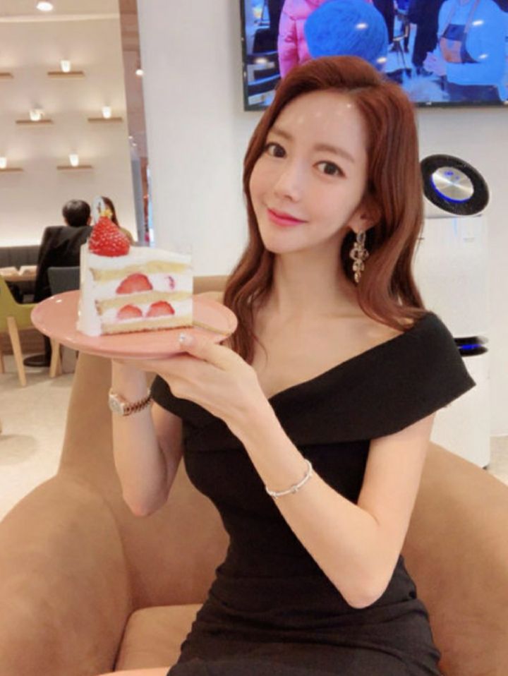 HIGH HEELS直郵韓國代購㊣女裝新品推薦休閑時尚25春夏連衣裙HIGH HEELS連衣裙
