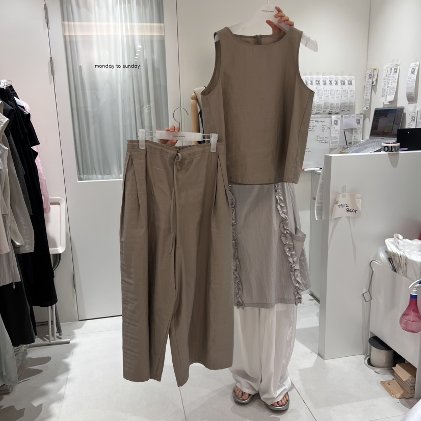 MONDAY TO SUNDAY韓國直郵㊣女裝新品人氣25春夏休閑套裝MONDAY TO SUNDAY套裝圖色3