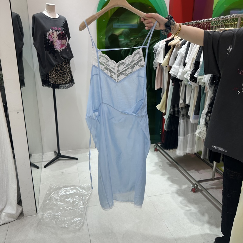 MINI UNNI韓國直郵㊣女裝新款推薦休閑25春夏熱賣人氣連衣裙MINI UNNI連衣裙