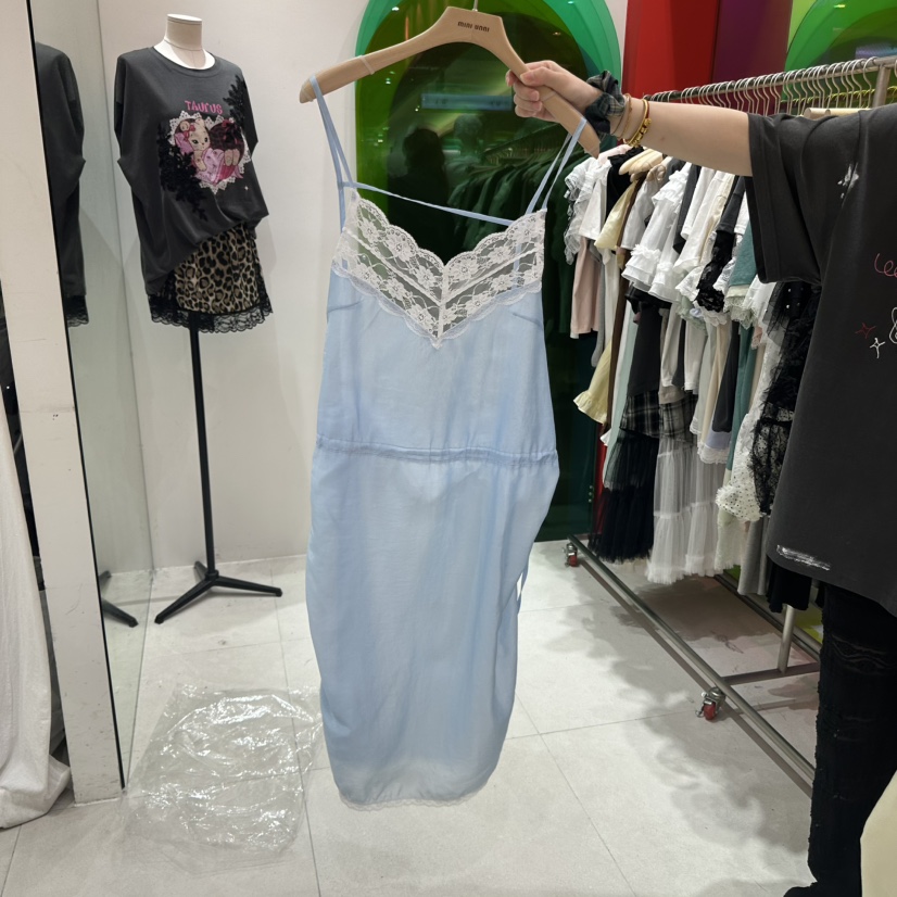 MINI UNNI韓國直郵㊣女裝新款推薦休閑25春夏熱賣人氣連衣裙MINI UNNI連衣裙