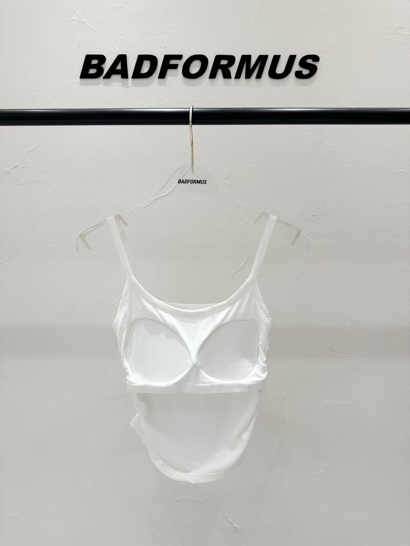 BADFORMUS韓國直郵㊣女裝新品推薦時尚休閑人氣熱賣吊帶背心BADFORMUS吊帶/背心