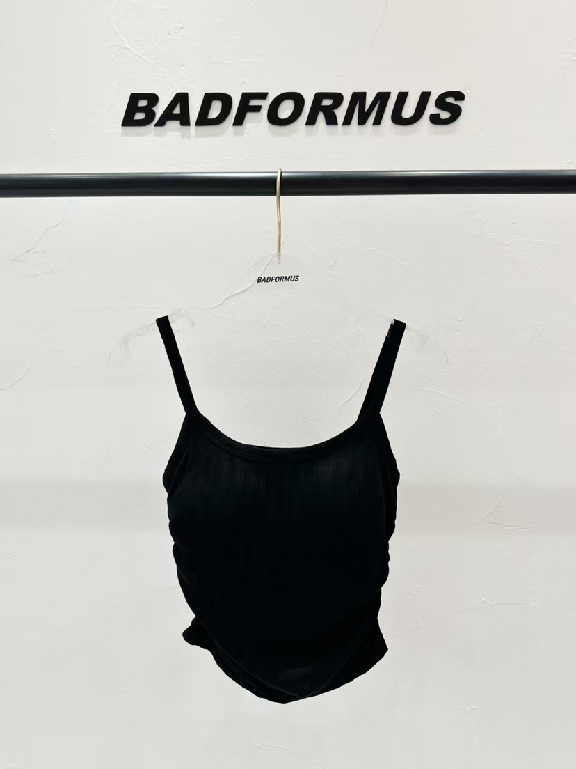 BADFORMUS韓國直郵㊣女裝新品推薦時尚休閑人氣熱賣吊帶背心BADFORMUS吊帶/背心圖色3