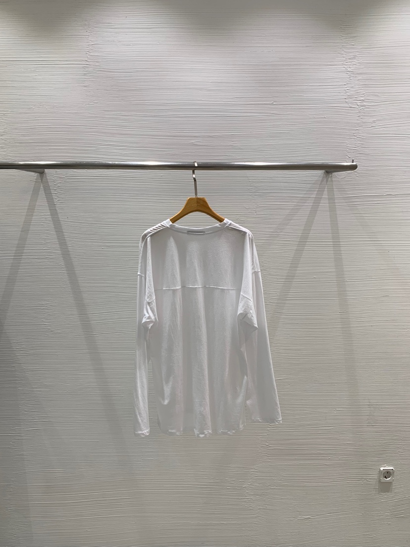 LUCY SALON韓國直郵㊣東大門實拍女裝新品25春夏長袖T恤V領寬松LUCY SALON長袖T恤