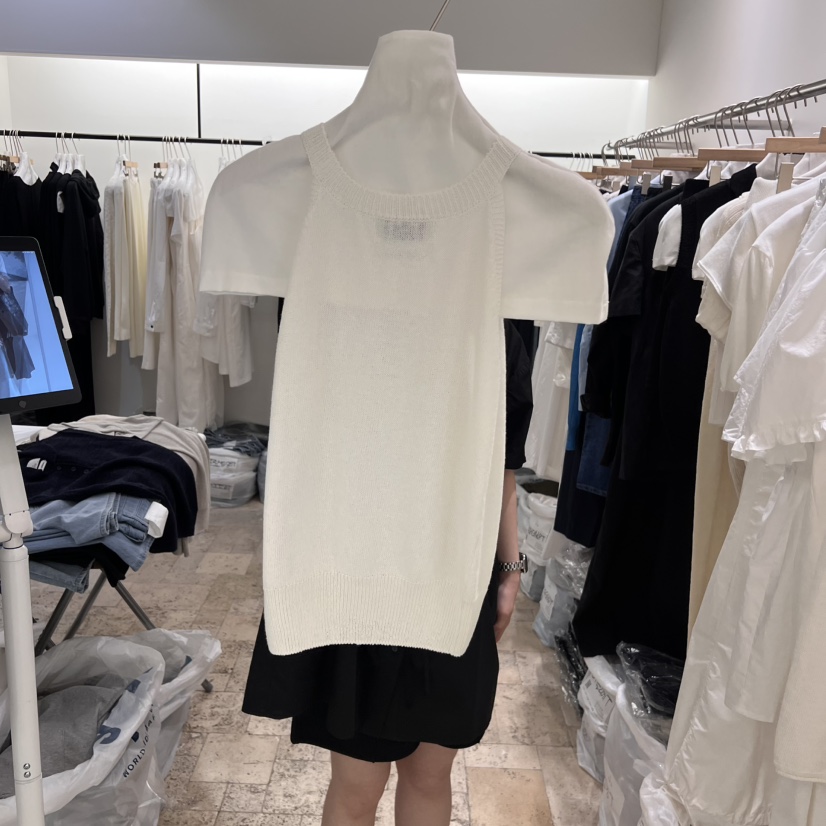 A Flan韓國㊣直郵東大門代購女裝新品人氣休閑時尚吊帶背心AFN/A Flan吊帶/背心