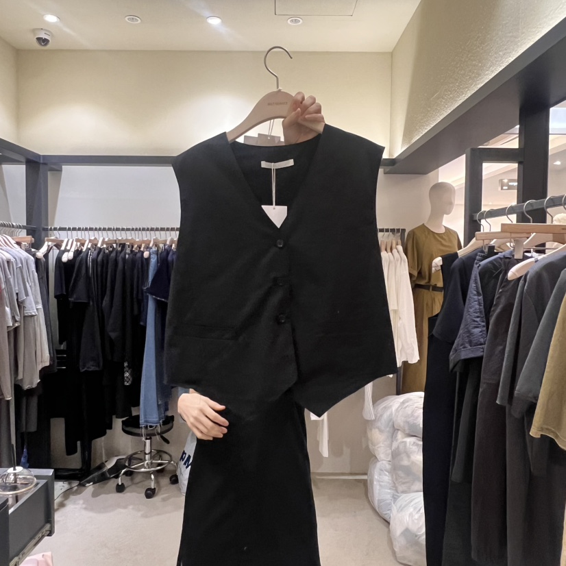 SELF SERVICE韓國㊣直郵東大門代購女裝新品人氣時尚推薦馬甲SELF SERVICE馬甲圖色2