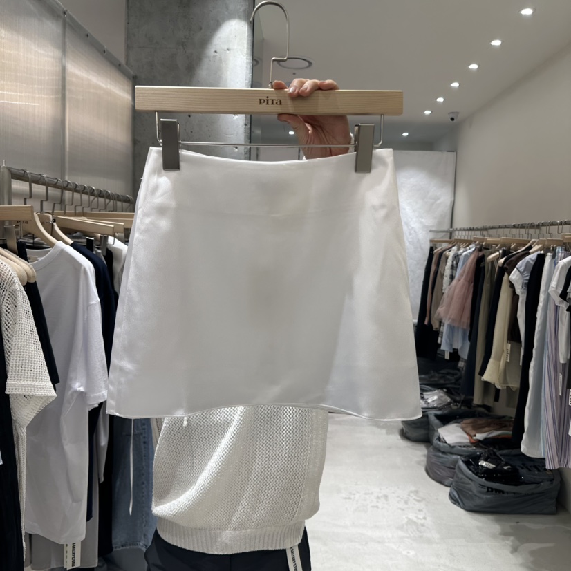 PITA韓國㊣直郵東大門代購女裝新品時尚休閑25春夏短裙緞面THE VERLIN/piTa短裙圖色2