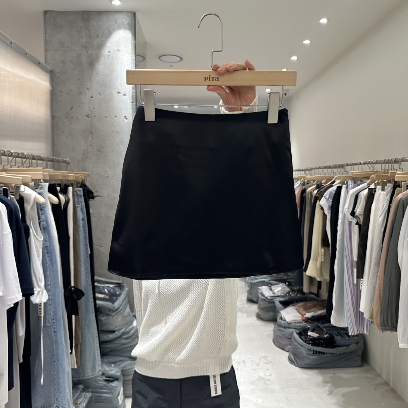 PITA韓國㊣直郵東大門代購女裝新品時尚休閑25春夏短裙緞面THE VERLIN/piTa短裙圖色4