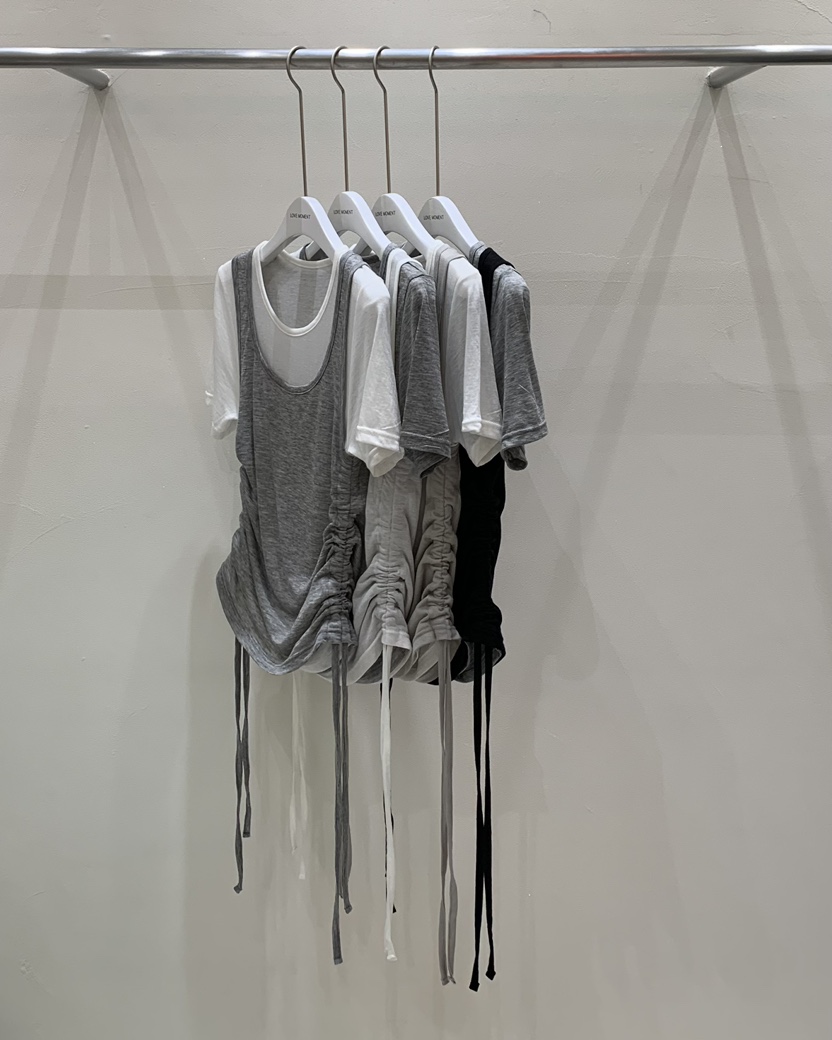 LOVE MOMENT韓國代購女士新品熱賣職業休閑25春夏T恤天絲褶皺LOVE MOMENTT恤