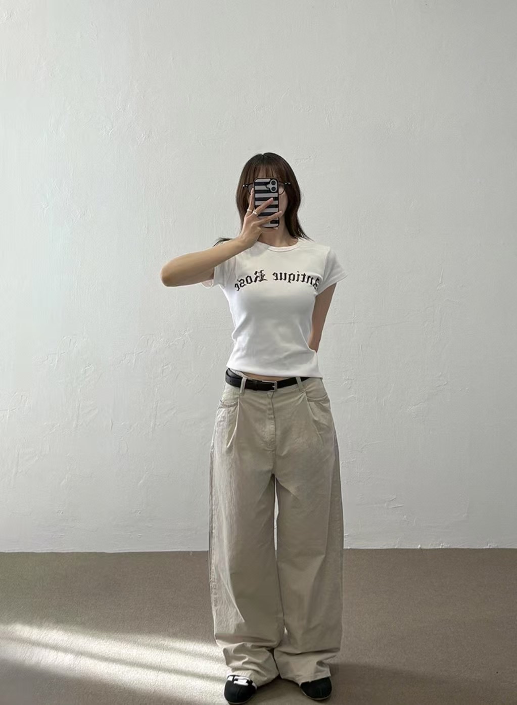 HOPPER/LAY OVER東大門實拍女士新款25春夏真品職業推薦T恤HOPPER/LAY OVERT恤