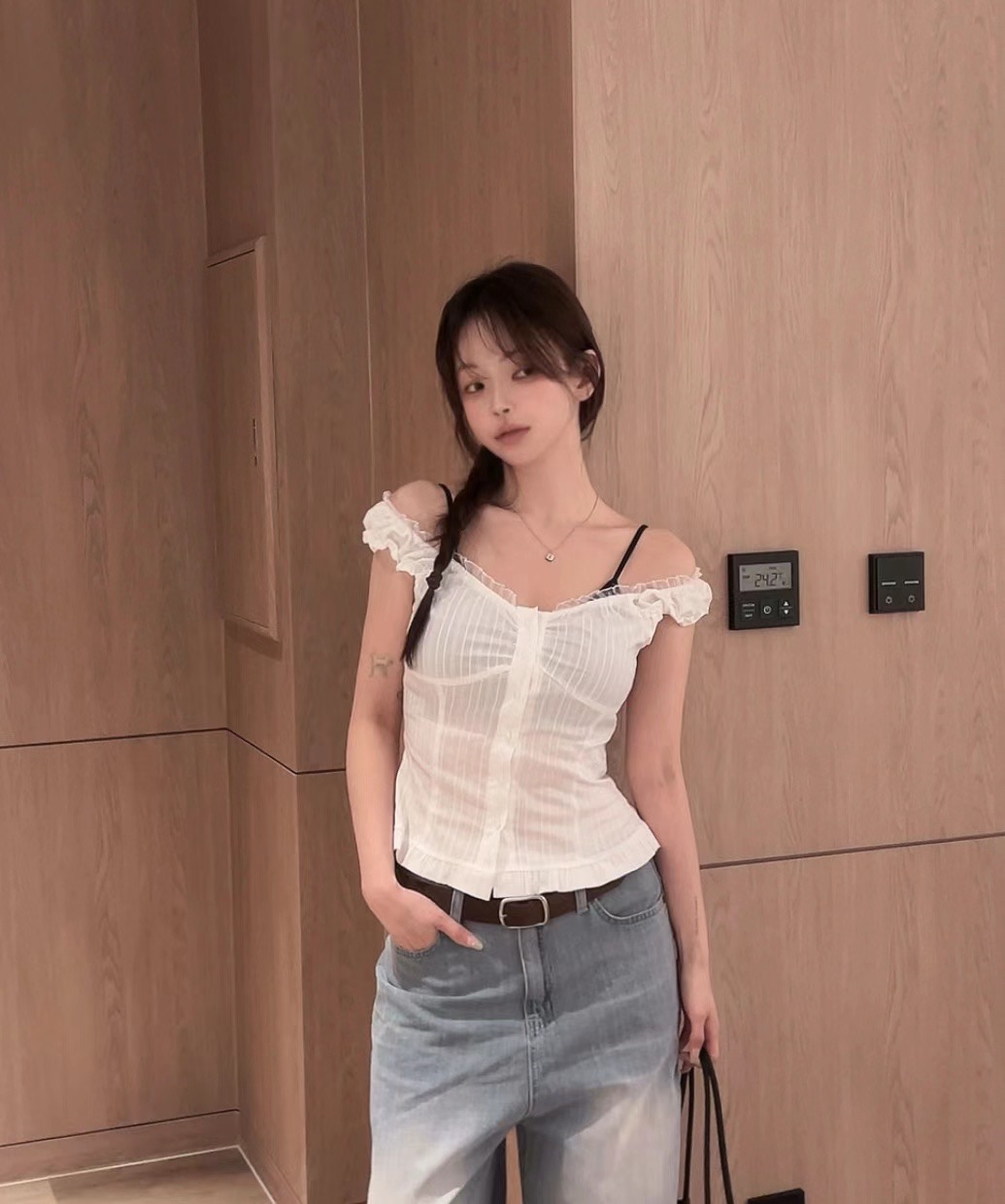 VERLIEBT韓國代購女裝新品休閑推薦真品襯衫蕾絲衫荷葉邊蕾絲VERLIEBT襯衫/蕾絲衫