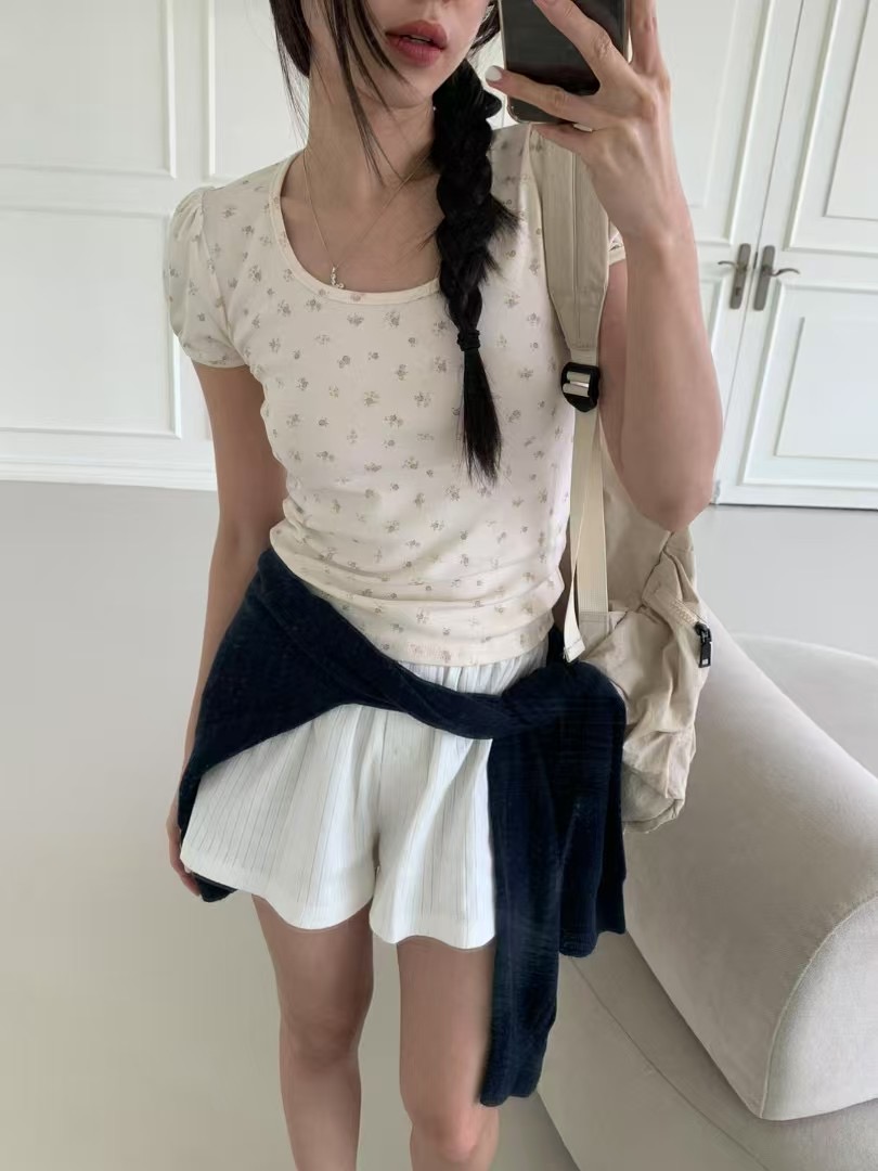 AUGUSTLOUNGE東大門實拍女裝新品推薦25春夏人氣熱賣時尚T恤AUGUSTLOUNGET恤