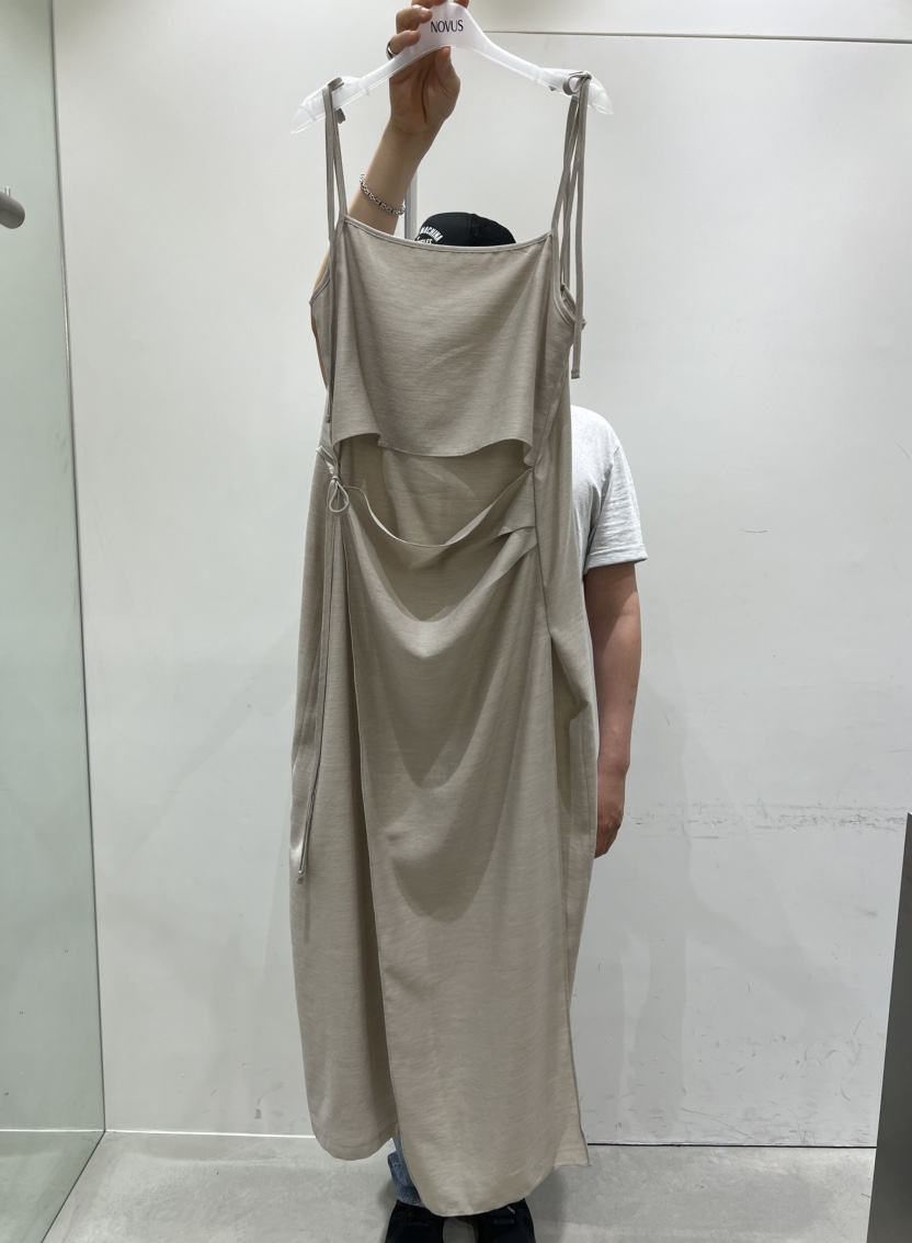NOVUS韓國㊣直郵東大門代購女裝新品熱賣時尚人氣推薦連衣裙NOVUS連衣裙