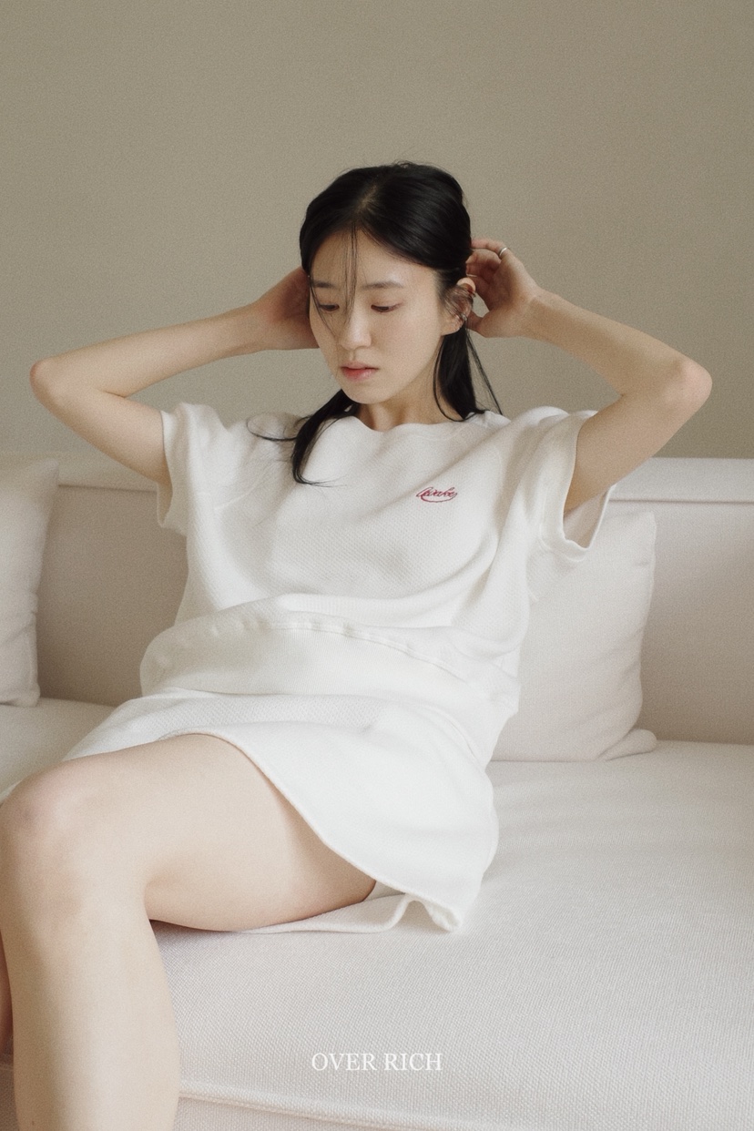 OVER RICH韓國直郵㊣女裝新品熱賣25春夏時尚休閑推薦衛衣OVER RICH衛衣
