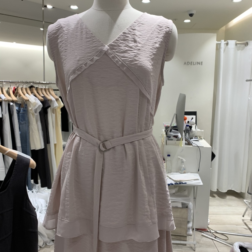 ADELINE韓國直郵㊣女裝新款推薦人氣25春夏熱賣吊帶背心含腰帶ADELINE吊帶/背心