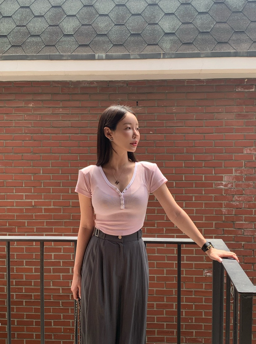 REVE CITE-L韓國直郵㊣東大門實拍女裝新品熱賣人氣T恤V領REVE CITET恤