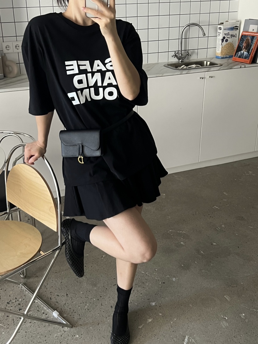VERNI韓國直郵㊣女裝新品休閑人氣推薦時尚25春夏熱賣短裙VERNI短裙