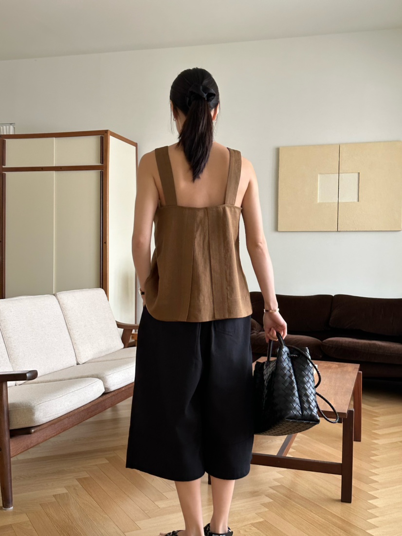 LE VASE韓國直郵㊣東大門實拍女裝新品時尚熱賣25春夏吊帶背心LE VASE吊帶/背心