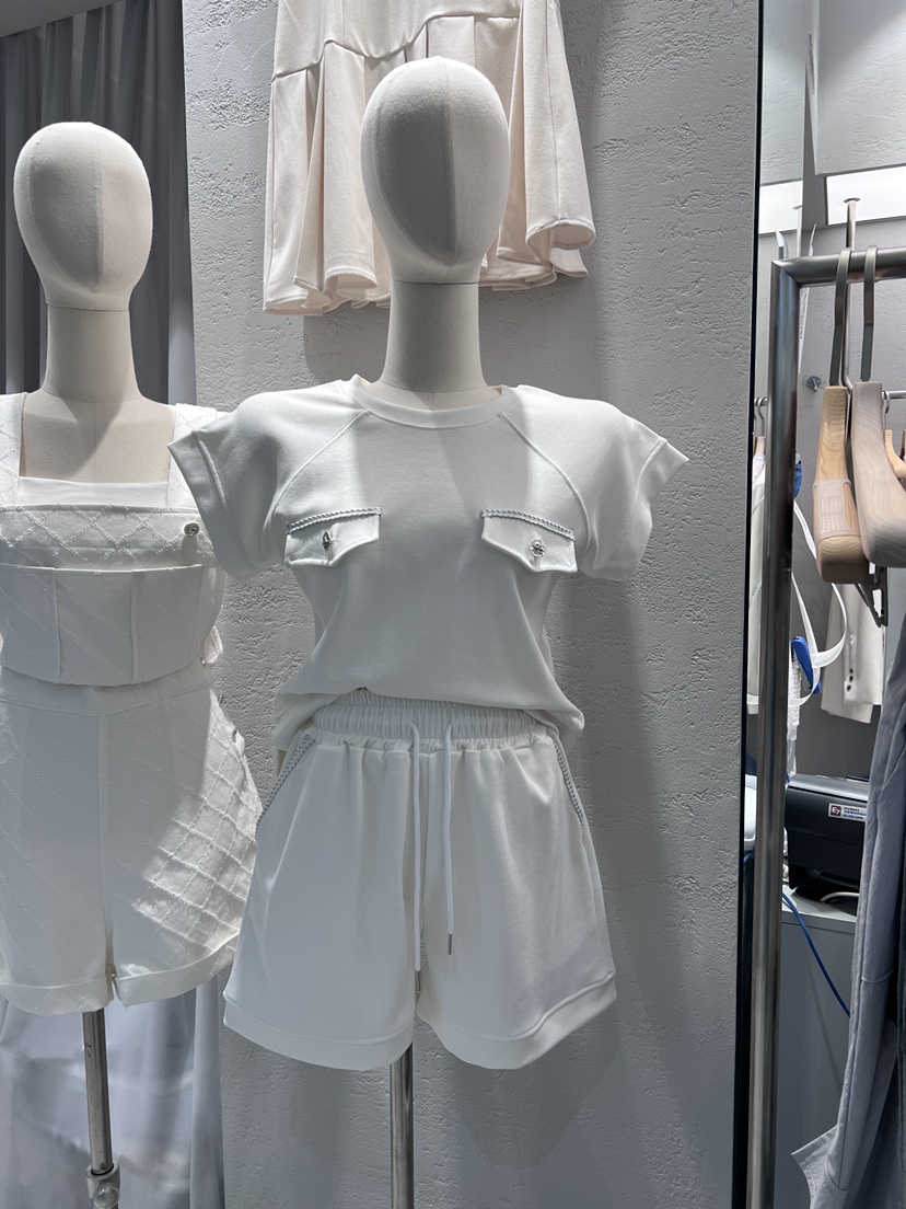 CLOTH韓國直郵㊣東大門實拍女裝新品25春夏人氣推薦套裝兩件套CLOTH套裝