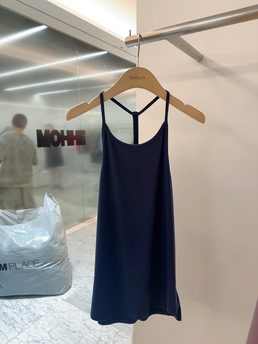 DE VENTI韓國直郵㊣東大門實拍女裝新品時尚25春夏吊帶背心DE VENTI吊帶/背心圖色2