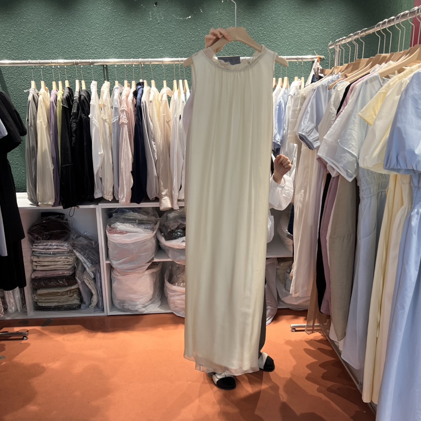 SIMPLE PARK/WMSTORY韓國㊣直郵東大門代購女裝新品人氣連衣裙絲綢SIMPLE PARK/WMSTORY連衣裙圖色2