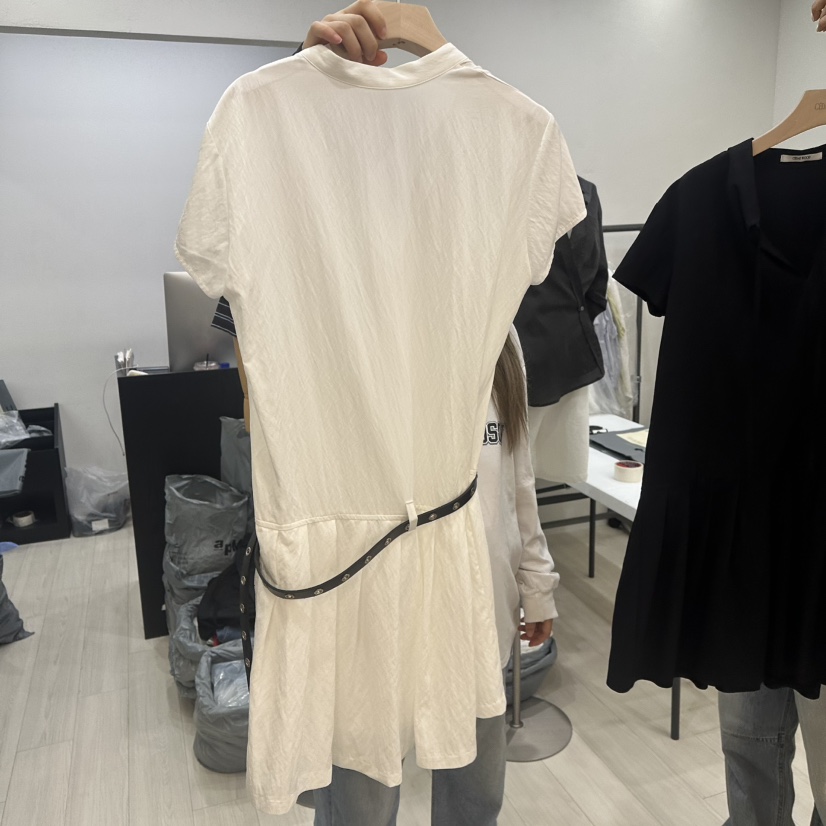 CEDARWOOD韓國直郵㊣東大門實拍女裝新品熱賣連衣裙不含腰帶CEDARWOOD連衣裙