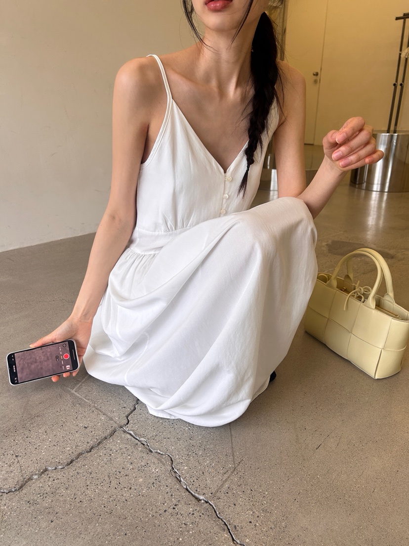 ME MO韓國代購女裝新款25春夏時尚休閑人氣推薦熱賣連衣裙ME MO連衣裙