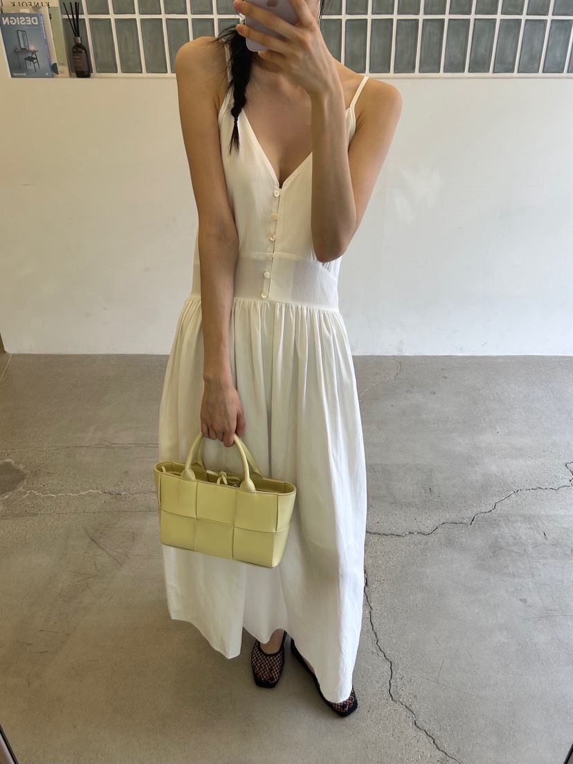 ME MO韓國代購女裝新款25春夏時尚休閑人氣推薦熱賣連衣裙ME MO連衣裙