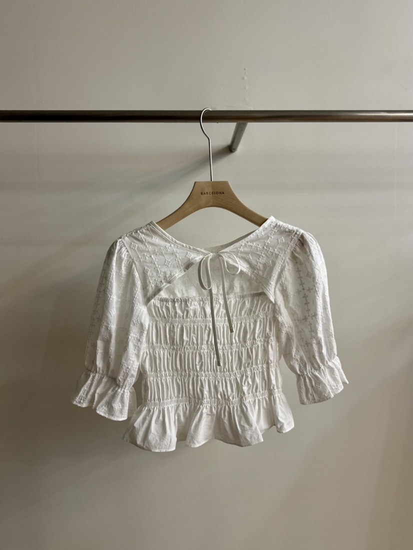 BARCELONA東大門代購女裝新品真品人氣時尚25春夏襯衫蕾絲衫BARCE LONA襯衫/蕾絲衫圖色2
