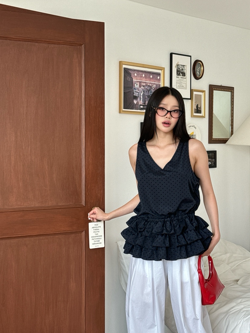 ZITTEN東大門直郵女士新品時尚休閑真品熱賣吊帶背心荷葉邊ZITTEN吊帶/背心