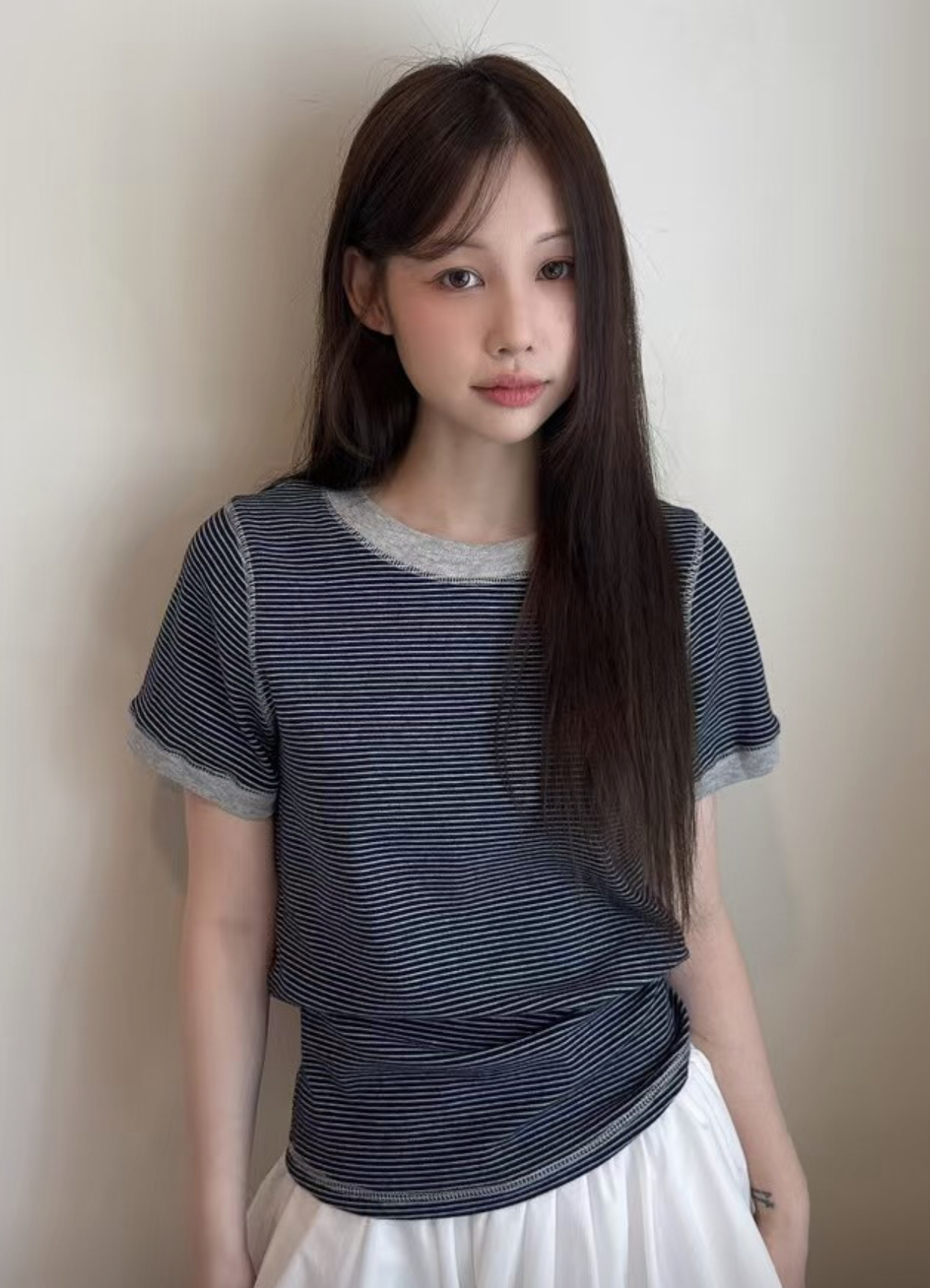 THEHANDS東大門直郵女士新款時尚熱賣真品25春夏職業人氣T恤THEHANDST恤